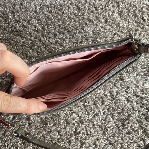 Coach EUC Ashley Gray Logo Dotted Signature Wristlet Wallet - Picture 11 of 16